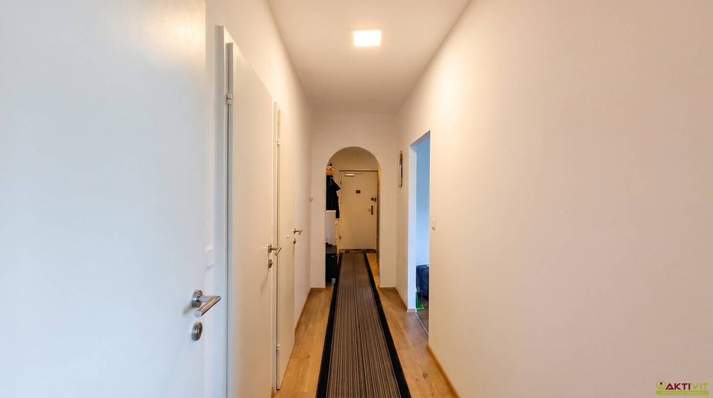 Stylishly renovated 2-room apartment on the 5th floor with excellent infrastructure they? No, remove doubt