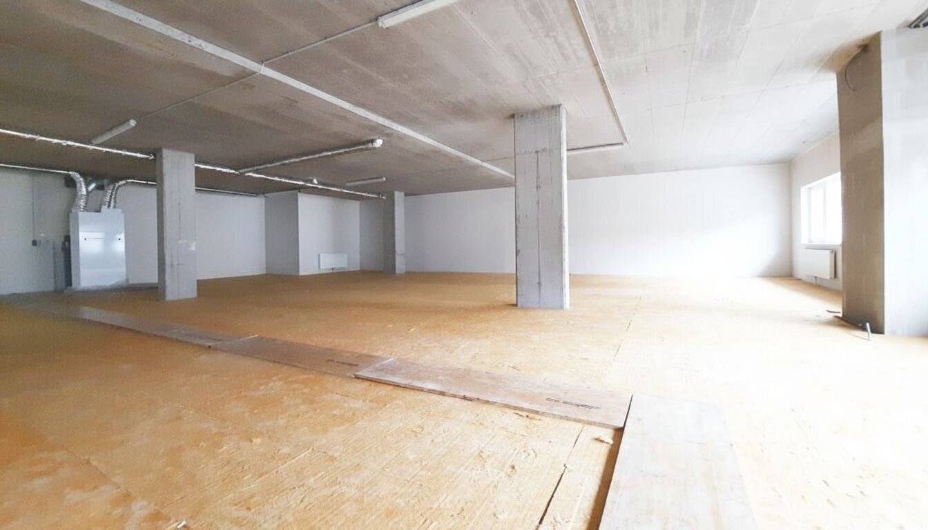 Practice in a prime location, individually designable space in the heart of Hofstetten commission free