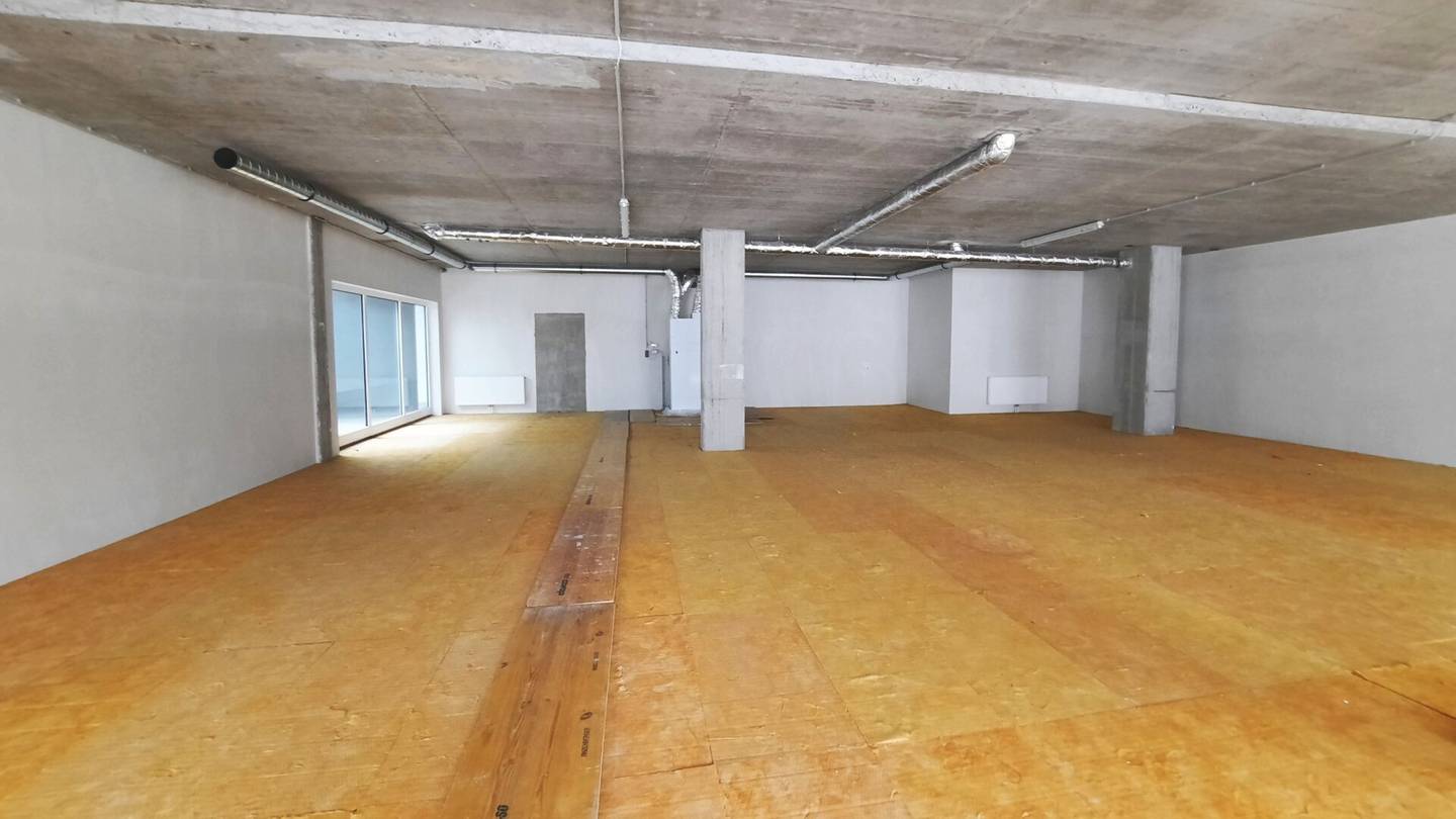 Practice in a prime location, individually designable space in the heart of Hofstetten commission free