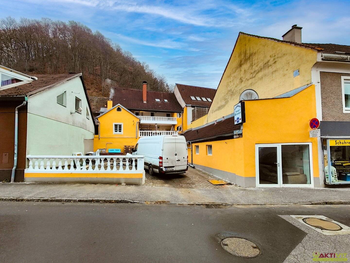 Kapfenberg Zentrum: Zinshaus mit Wohn- und Gewerbeeinheiten.