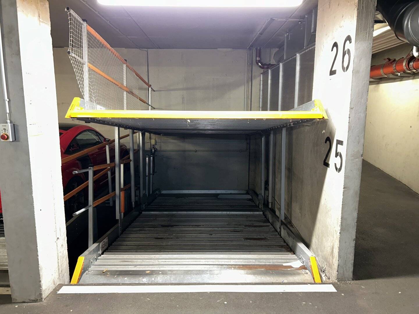 Underground stack parking in 1210 Vienna, Trillergasse 6 Commission Free