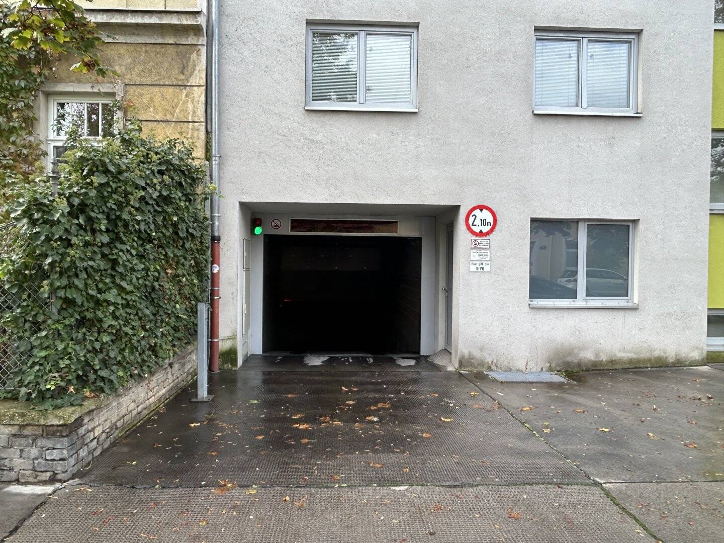 Immediately available: underground garage parking space in 1220 Wien – Schickgasse 6–8