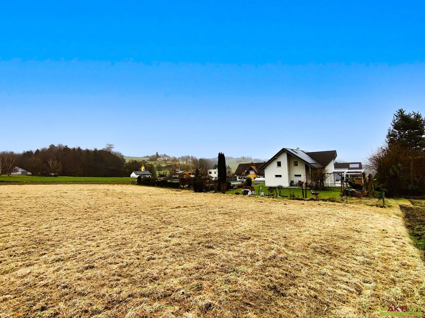 Beliebte und naturnahe Lage bei Fernitz! - 20 Min. vor Graz. - Genießen Sie die Ruhe mit Ausblick ins Grüne.