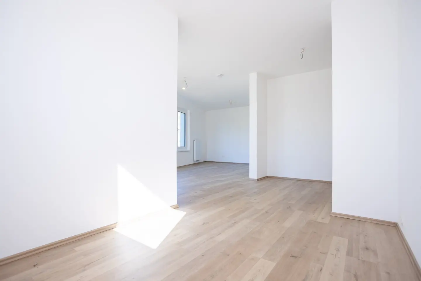 ERSTBEZUG "ein viertel grün" in Wr. Neustadt - schöne 2 Zimmerwohnung mit eigener Gartenoase