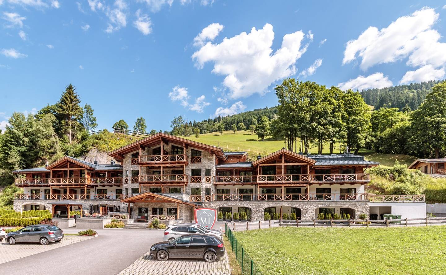 Avenida Mountain Lodges Saalbach | Cozy apartment in an ideal sport destination Top 203