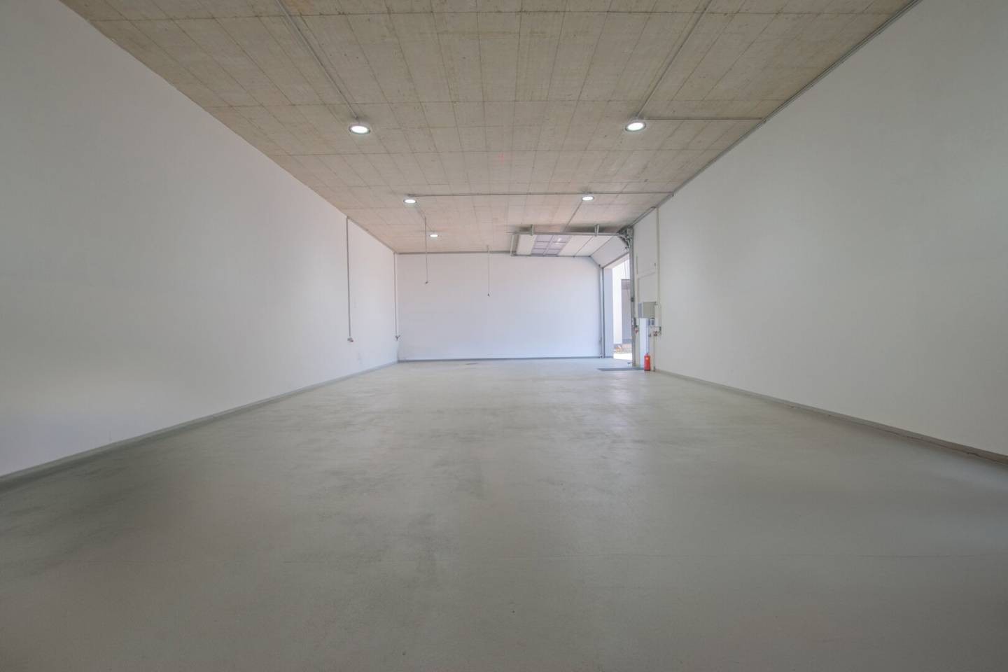Vielseitig Nutzbare Lagerhalle in Ebreichsdorf (Unterwaltersdorf - 2442)