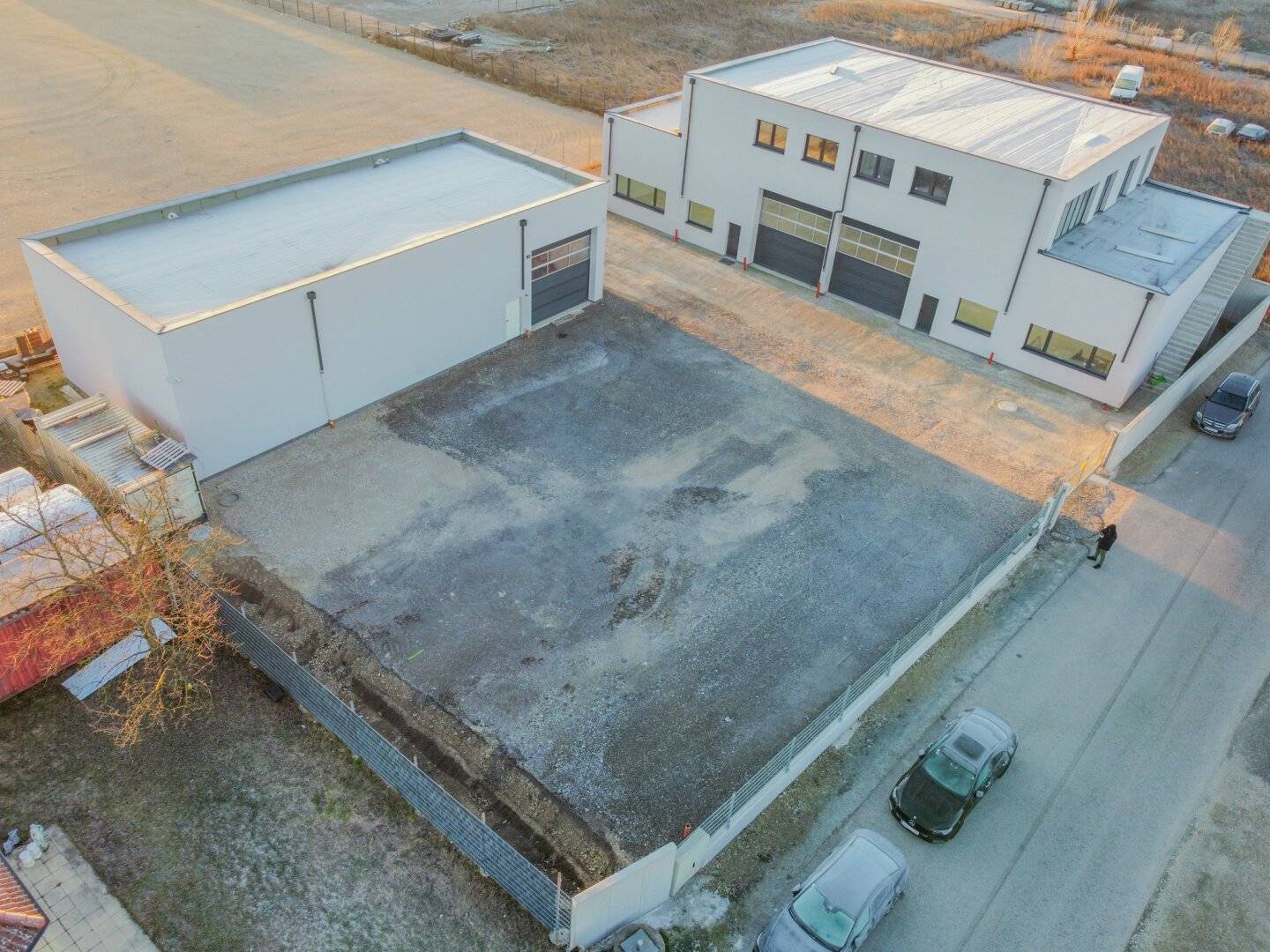 Geräumige und flexible Lagerhalle mit hoher Nutzfläche in Ebreichsdorf (Unterwaltersdorf - 2442)
