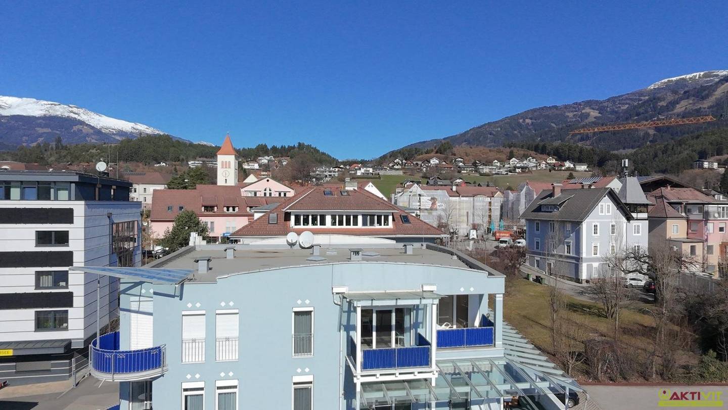 Galerie-Wohnung mit Seeblick und Traumaussicht- als Ferienwohnung geeignet.