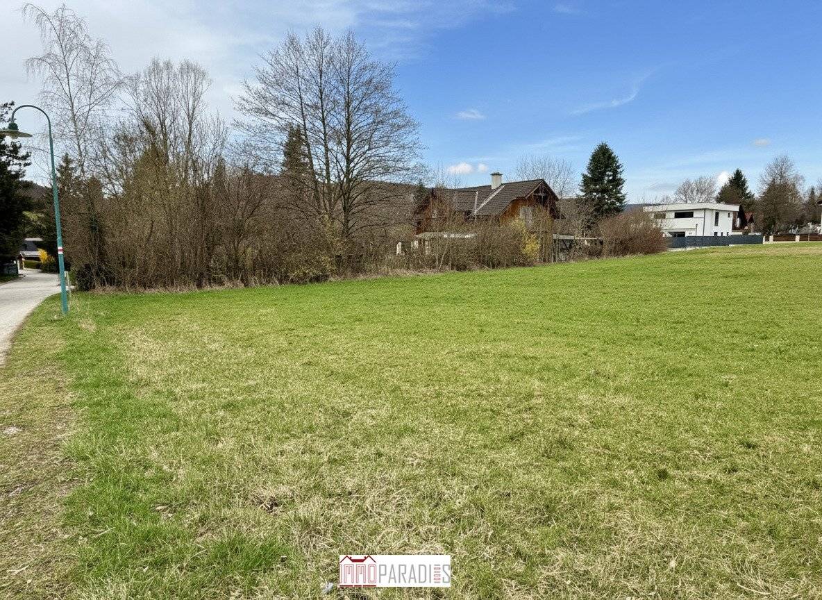 Perfekt geformtes Baugrundstück in Grub im Wienerwald - Absolute Ruhelage!