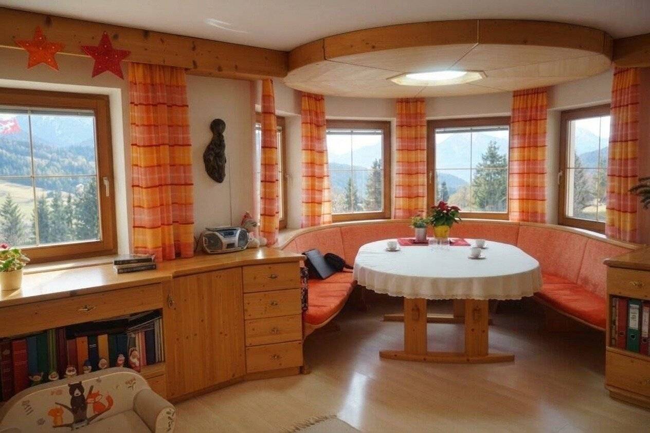 Top-Gelegenheit! Gepflegtes leistbares Familienhaus mit seitlichem Kaiserblick