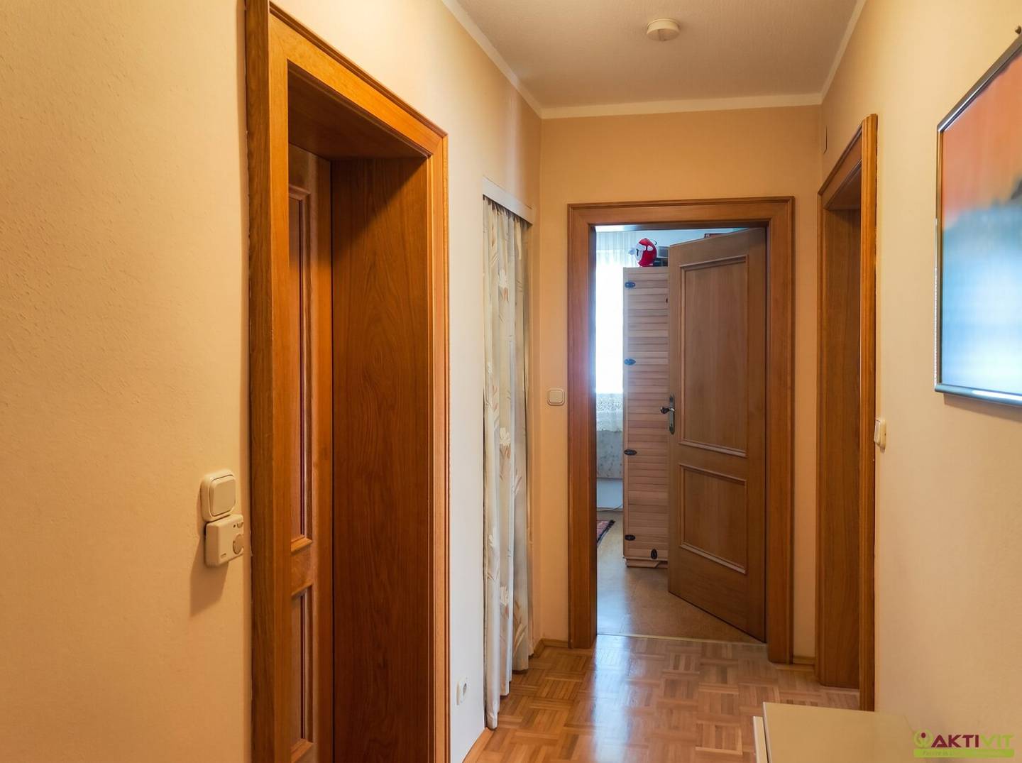 Großzügige 6-Zimmer-Wohnung mit Garten und Balkon in naturnaher Lage