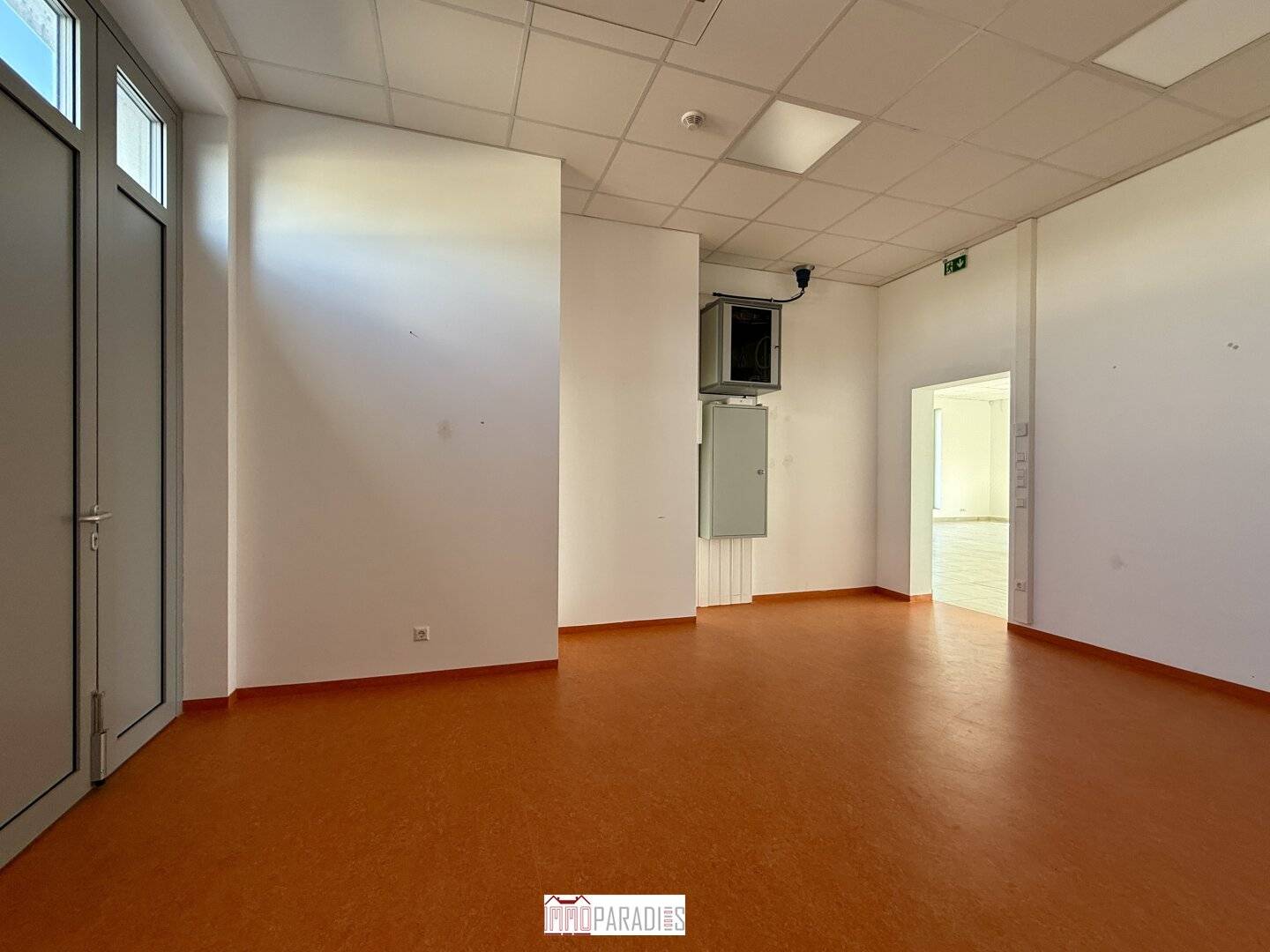 Moderner, großzügiger Verkaufs- & Schauraum in Top-Lage bei Wien