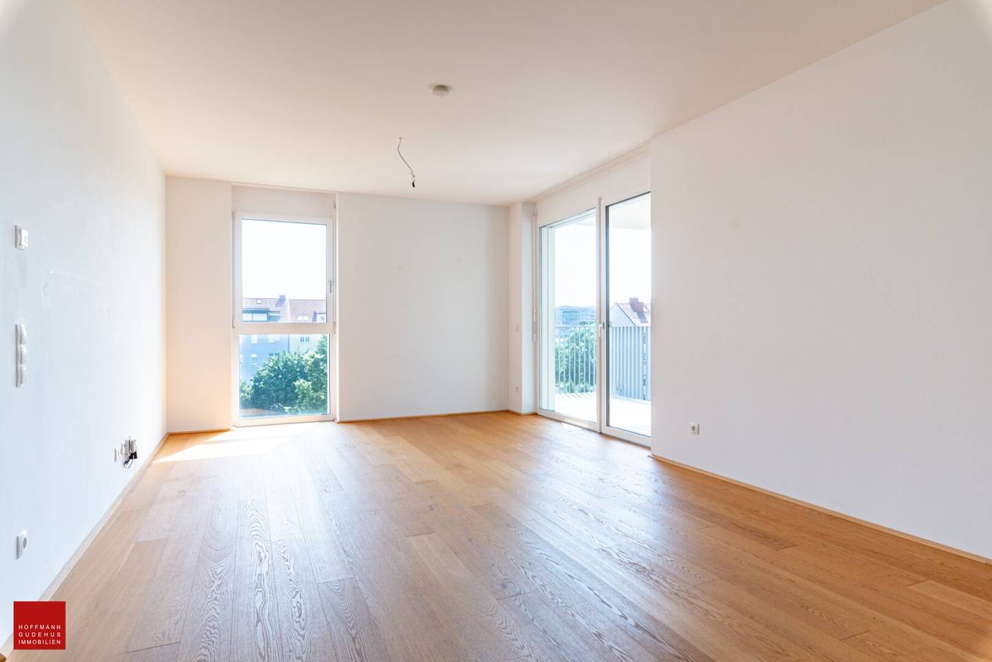 Modern 3 room apartment with balcony