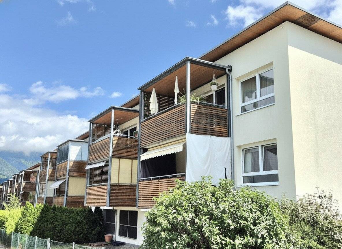 Gepflegte 4 Zimmerwohnung mit neuwertiger Einbauküche
