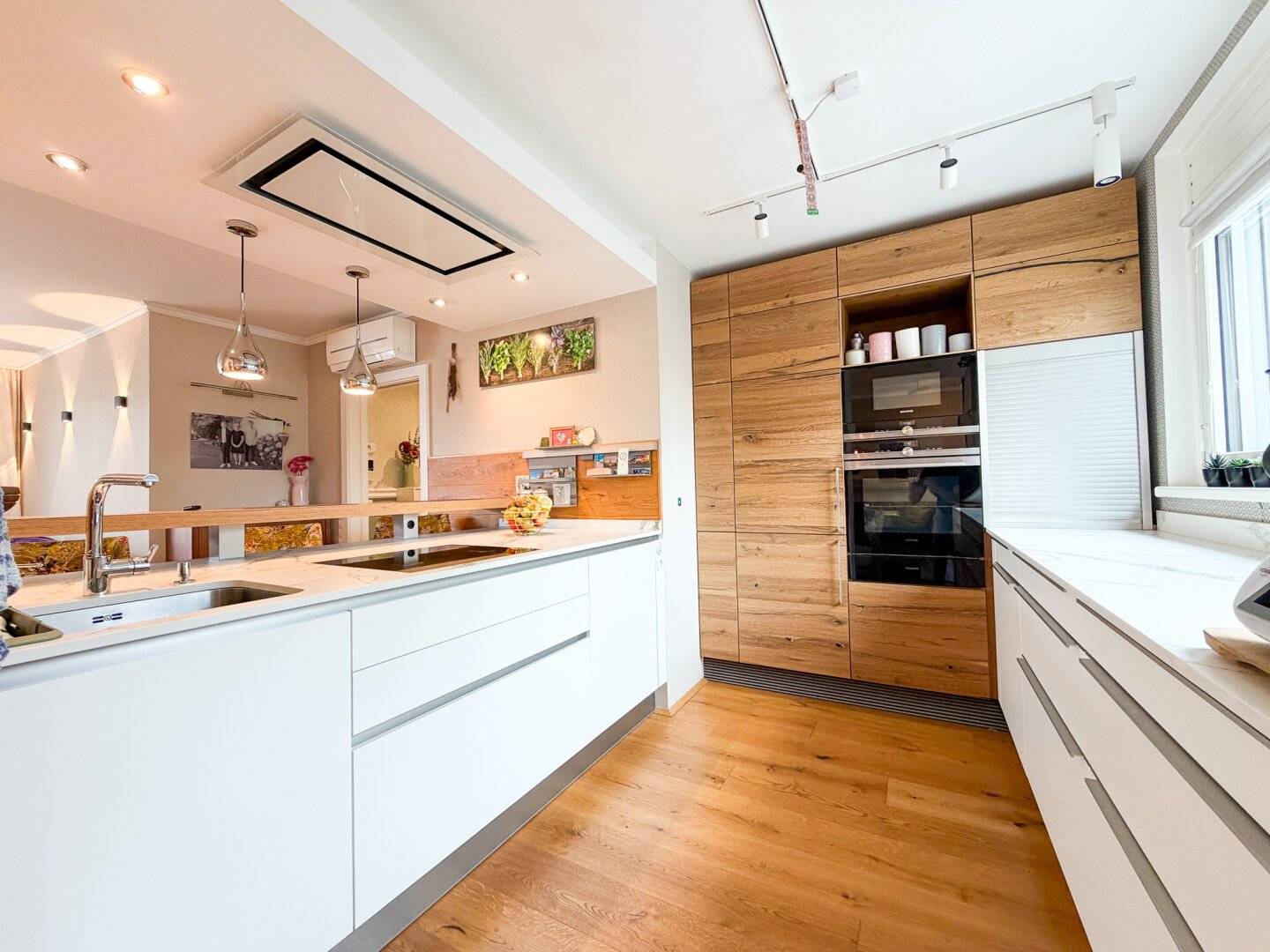 RARITY Modern penthouse apartment with high-quality fittings, 2 terraces and underground garage