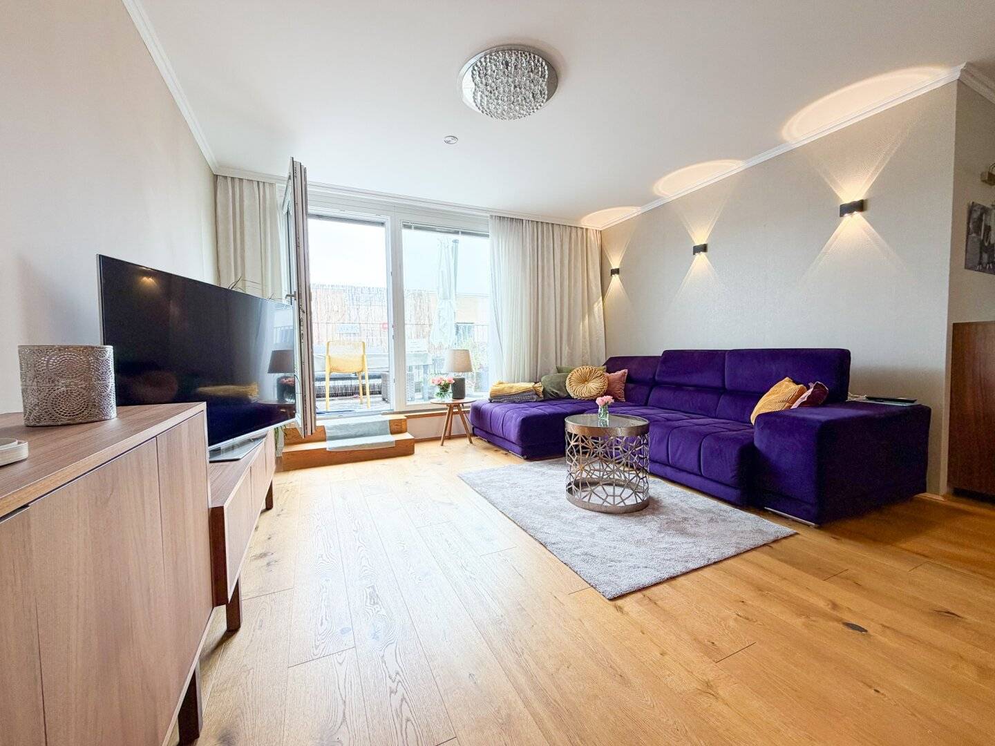 RARITY Modern penthouse apartment with high-quality fittings, 2 terraces and underground garage