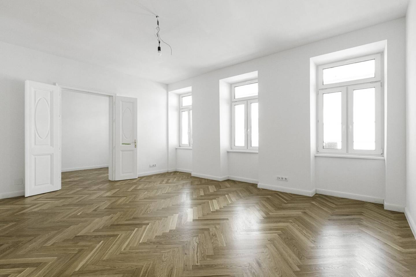 3-Zimmer-Erstbezug im Luxus-Altbau! Balkonwohnung beim Wilhelminenberg!
