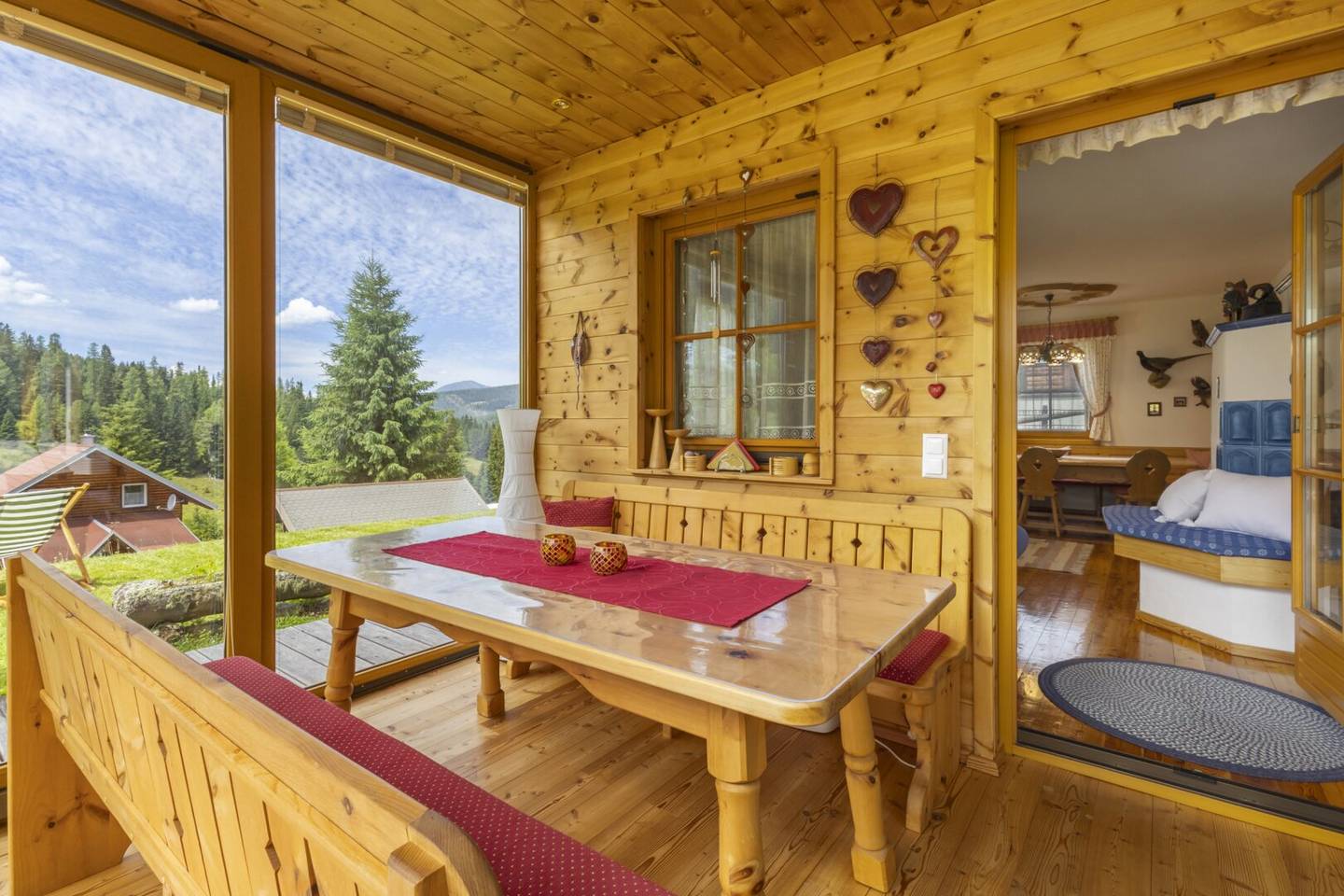 Sonniges, gemütliches Almhaus am Hochrindl - nur 3 Gehminuten zur Skipiste!