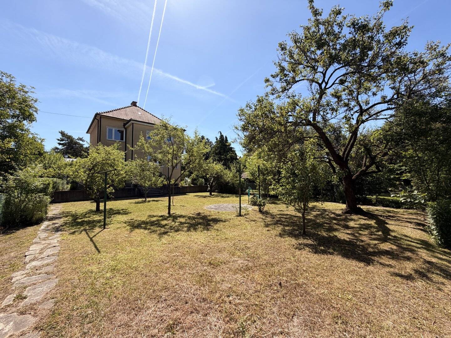 EINFAMILIENHAUS in Strebersdorf + RUHELAGE + SONNIG + GROSSER Garten!