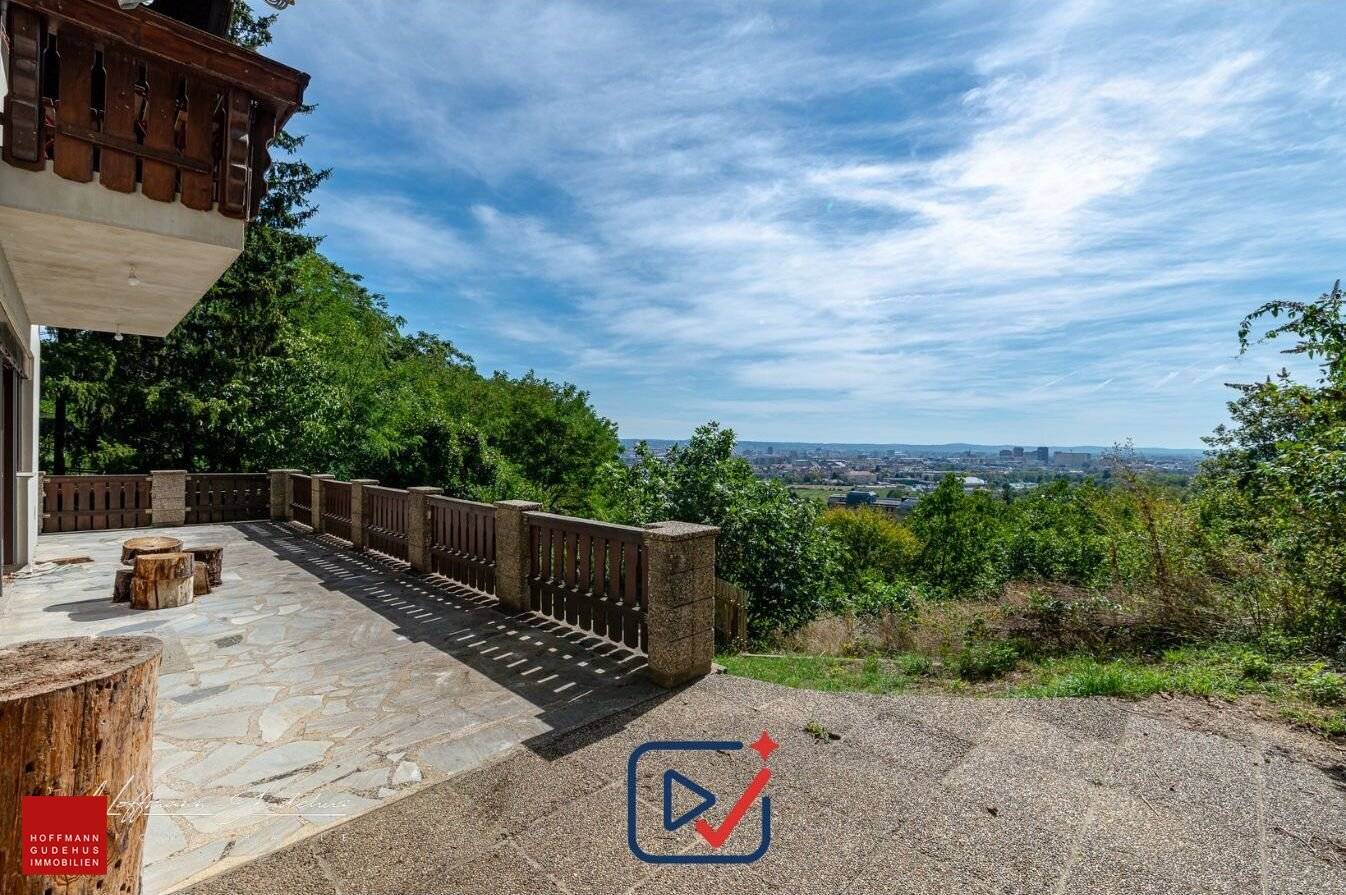 WOHNEN ÜBER DEN DÄCHERN VON GRAZ - EINFAMILIENHAUS IN EINZIGARTIGER AUSSICHTSLAGE