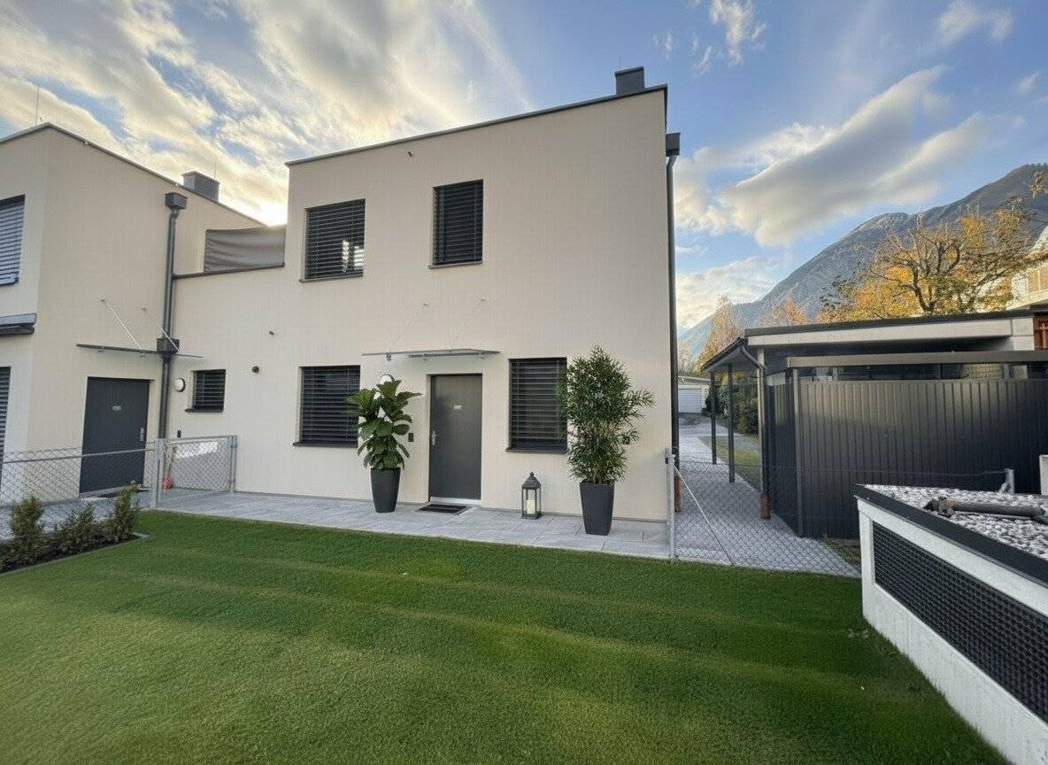 Mils bei Hall End of Terrace House Living with Two Gardens Whirlpool and Mountain View