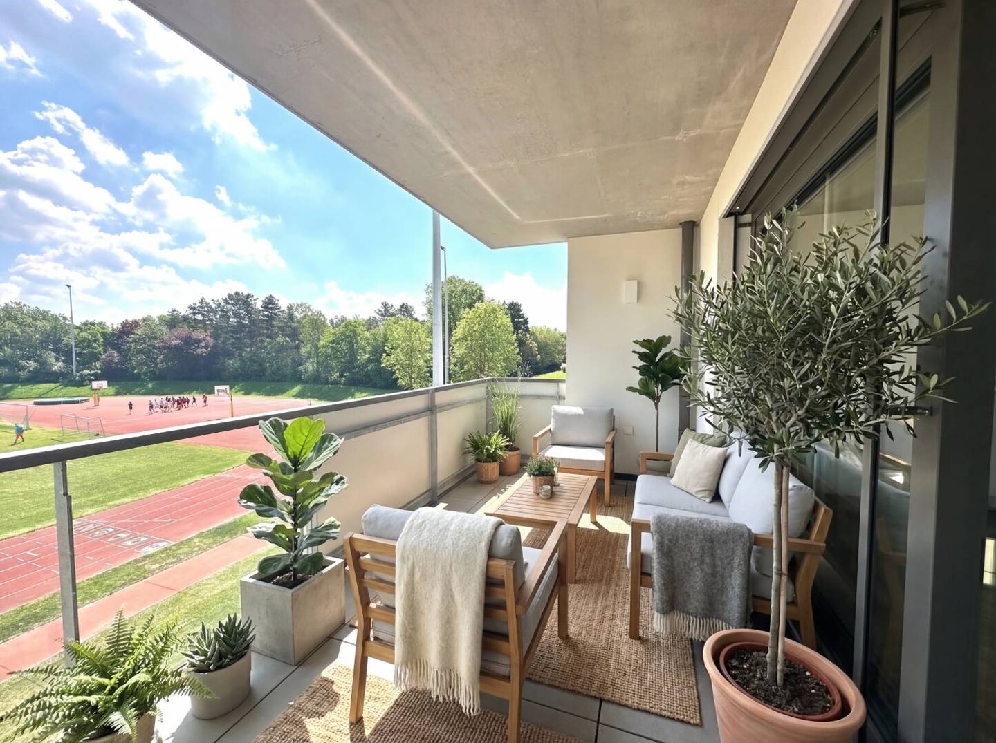 Luxury meets nature: high-quality apartment in a green tranquil location with pool and wellness
