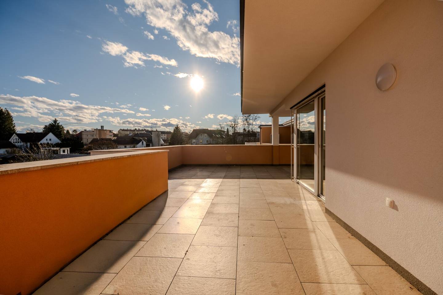 Moderne Terrassenwohnung in Kalsdorf bei Graz – Erstbezug mit Garage, Stellplatz und großer Terrasse, nur 12 Wohneinheiten!