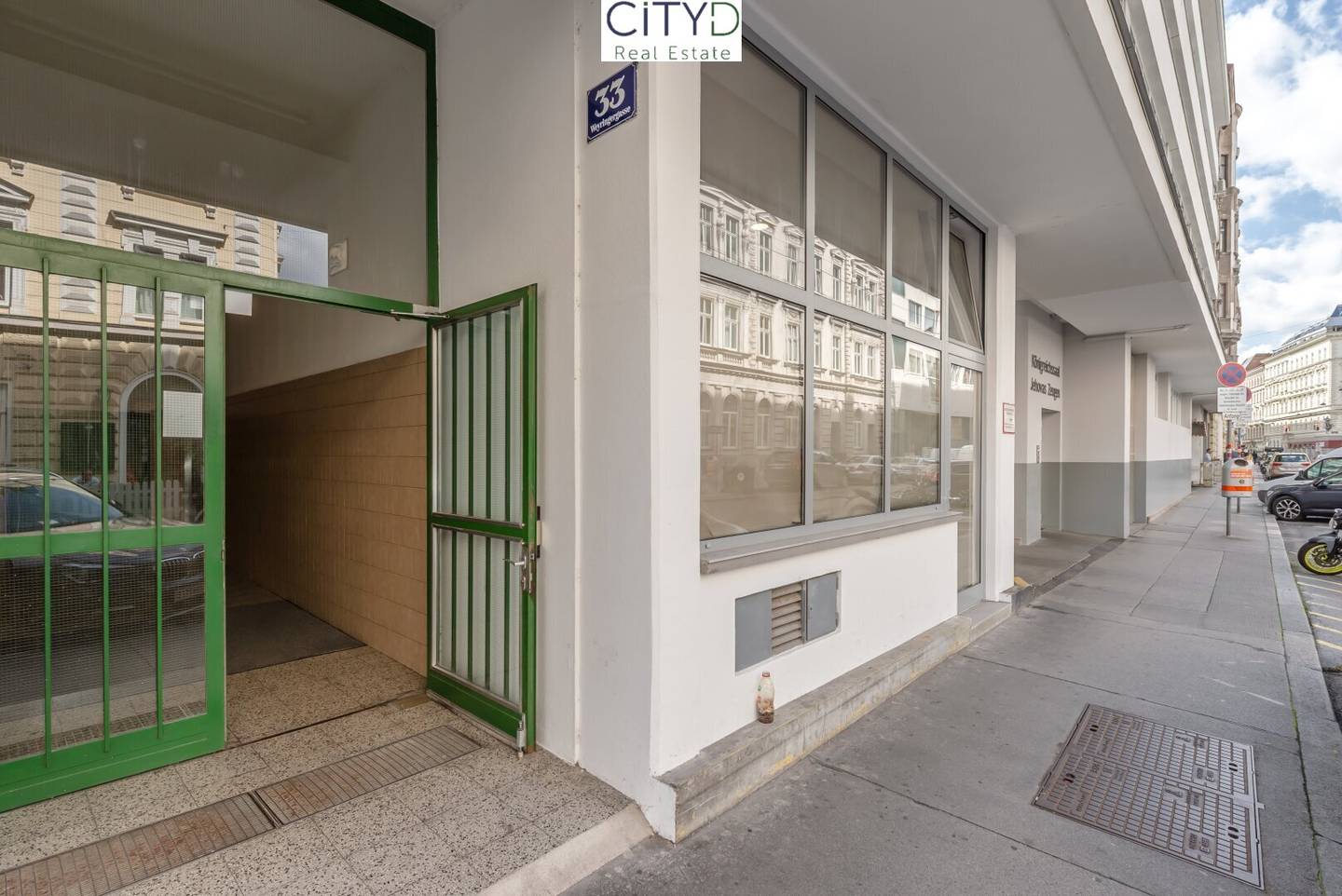 Attractive office spaces in 1040 Vienna Three floors available