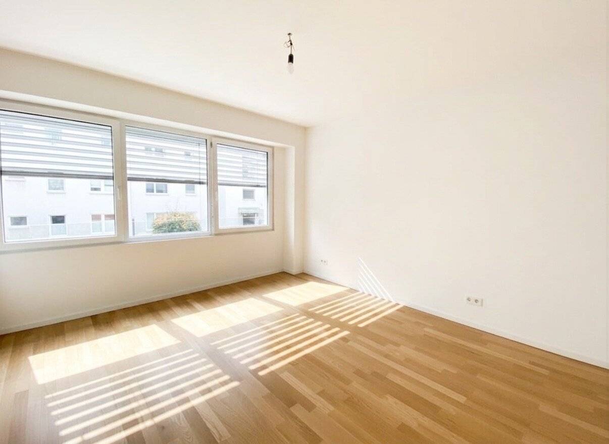 Apartment in quiet inner courtyard complex, balcony extension possible