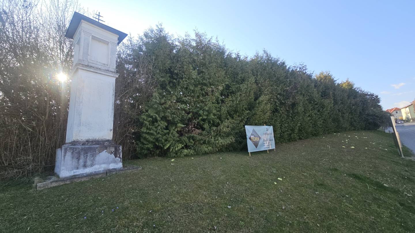 Building plot 1,309 m² for semi-detached or row house in the center of Kumberg near Graz