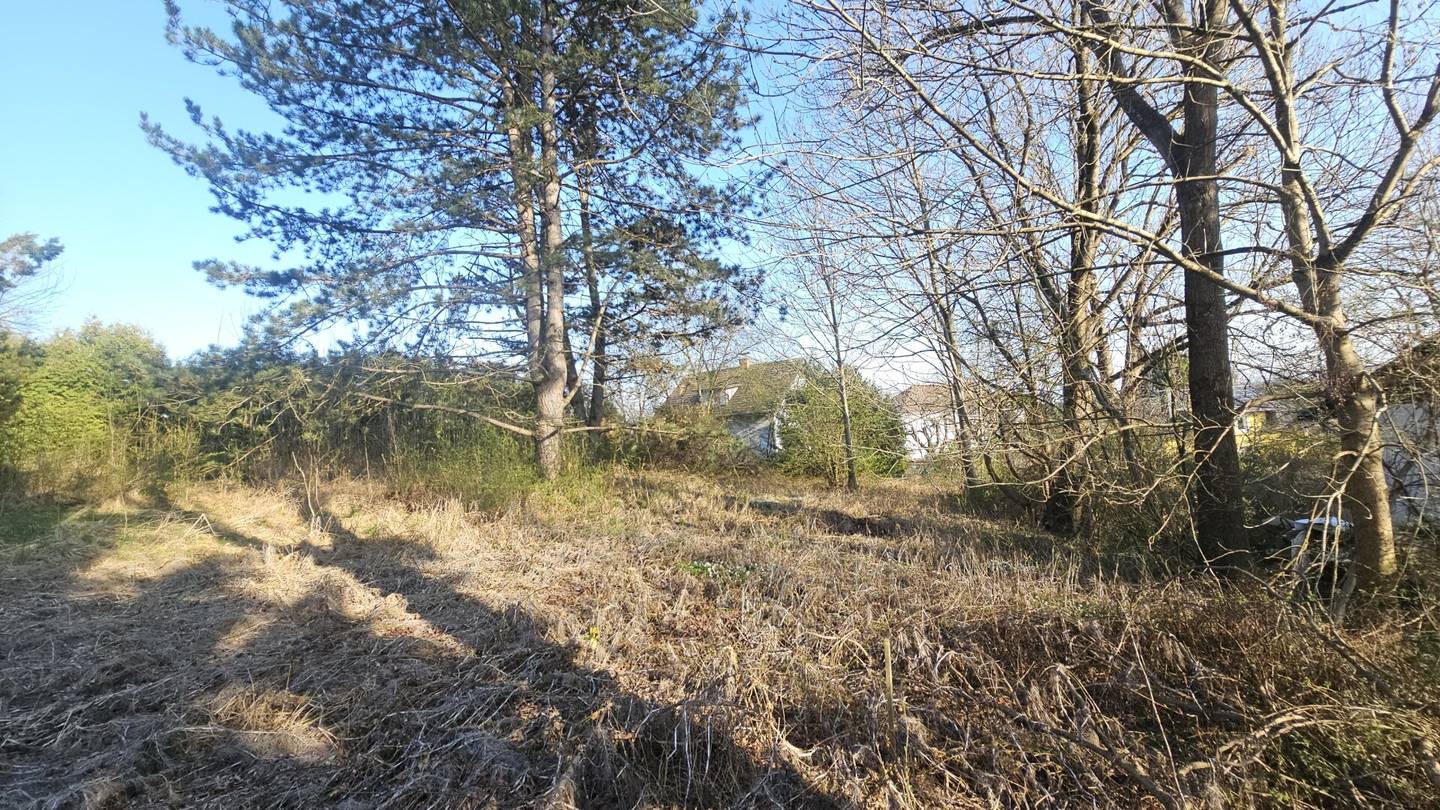 Building plot 1,309 m² for semi-detached or row house in the center of Kumberg near Graz