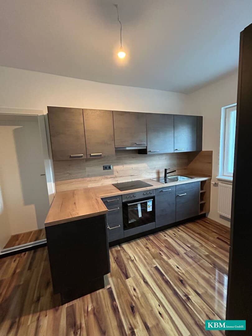 Top sanierte, vermietete 2 Zimmerwohnung