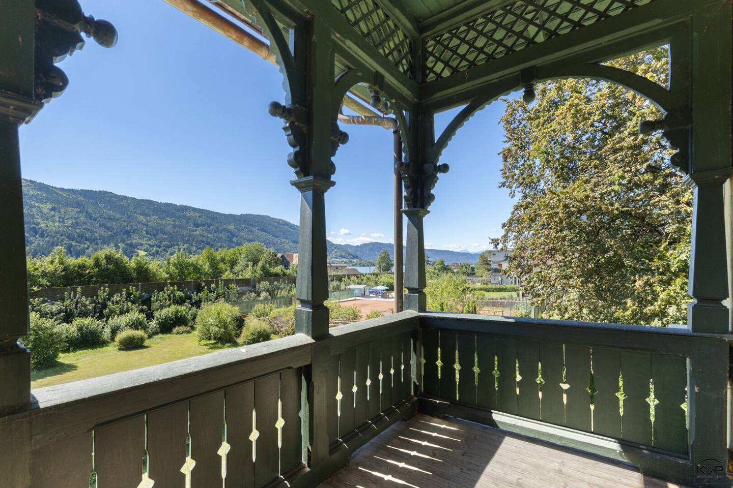Romantik Schlössl in Seenähe – ein Märchenschloss voller Geschichte und Magie