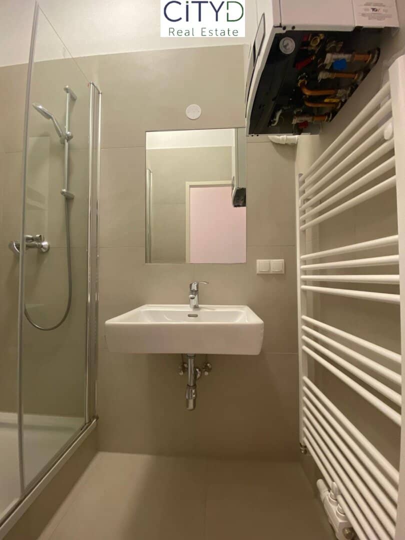 Modern 1-room apartment in 1020 Vienna, 38 m², top location, €211,432