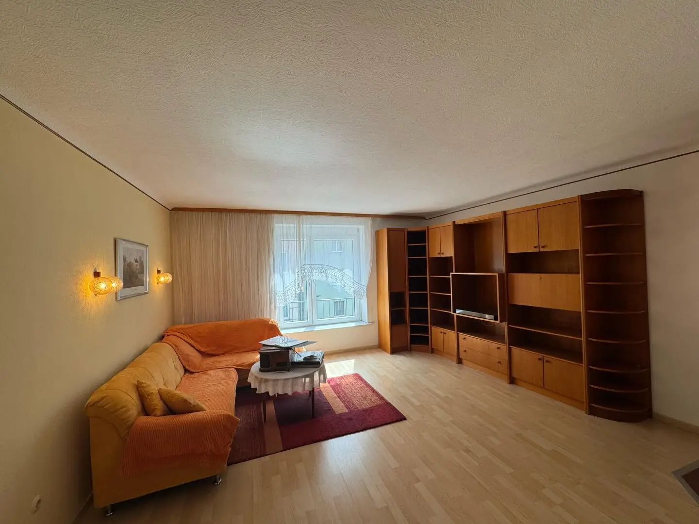 Helle 3-Zimmer-Wohnung in zentraler Lage von Schwechat