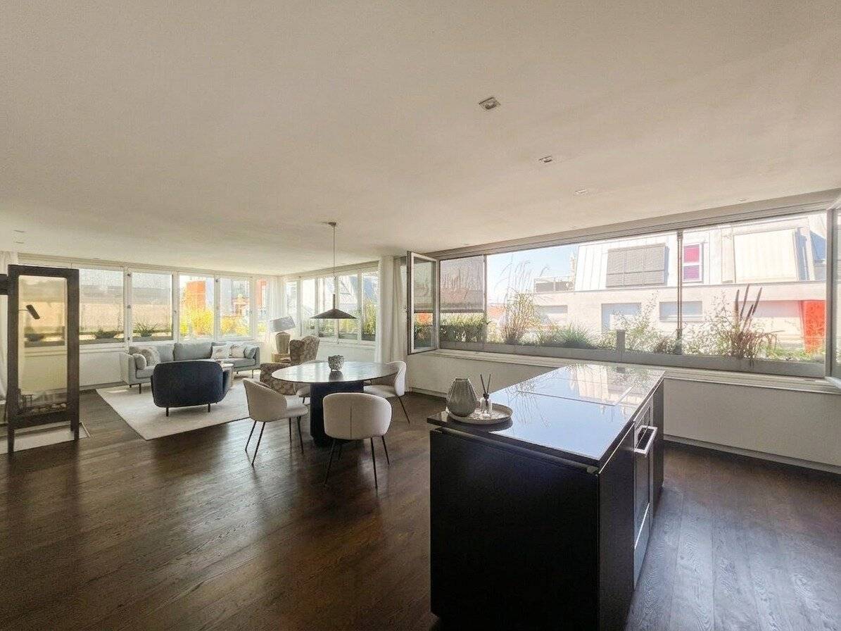 Living above the rooftops: Exclusive design maisonette in the 5th District