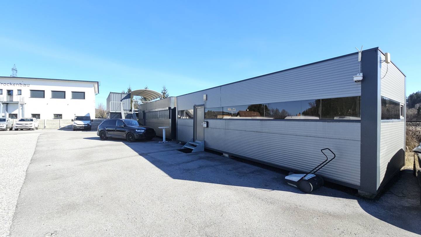 Autoabstellplätze für bis zu 300 Autos, Büro- Container, Toilette, ca. 300 Meter v. Autobahnauffahrt, Gleisdorf bei Graz