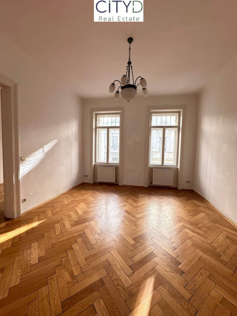 LIVING IN WÄHRING 3.5-room period apartment and loggia