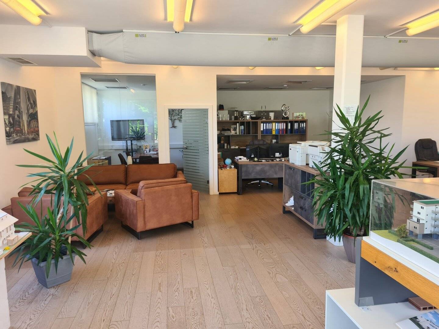 Shared office / Workstations