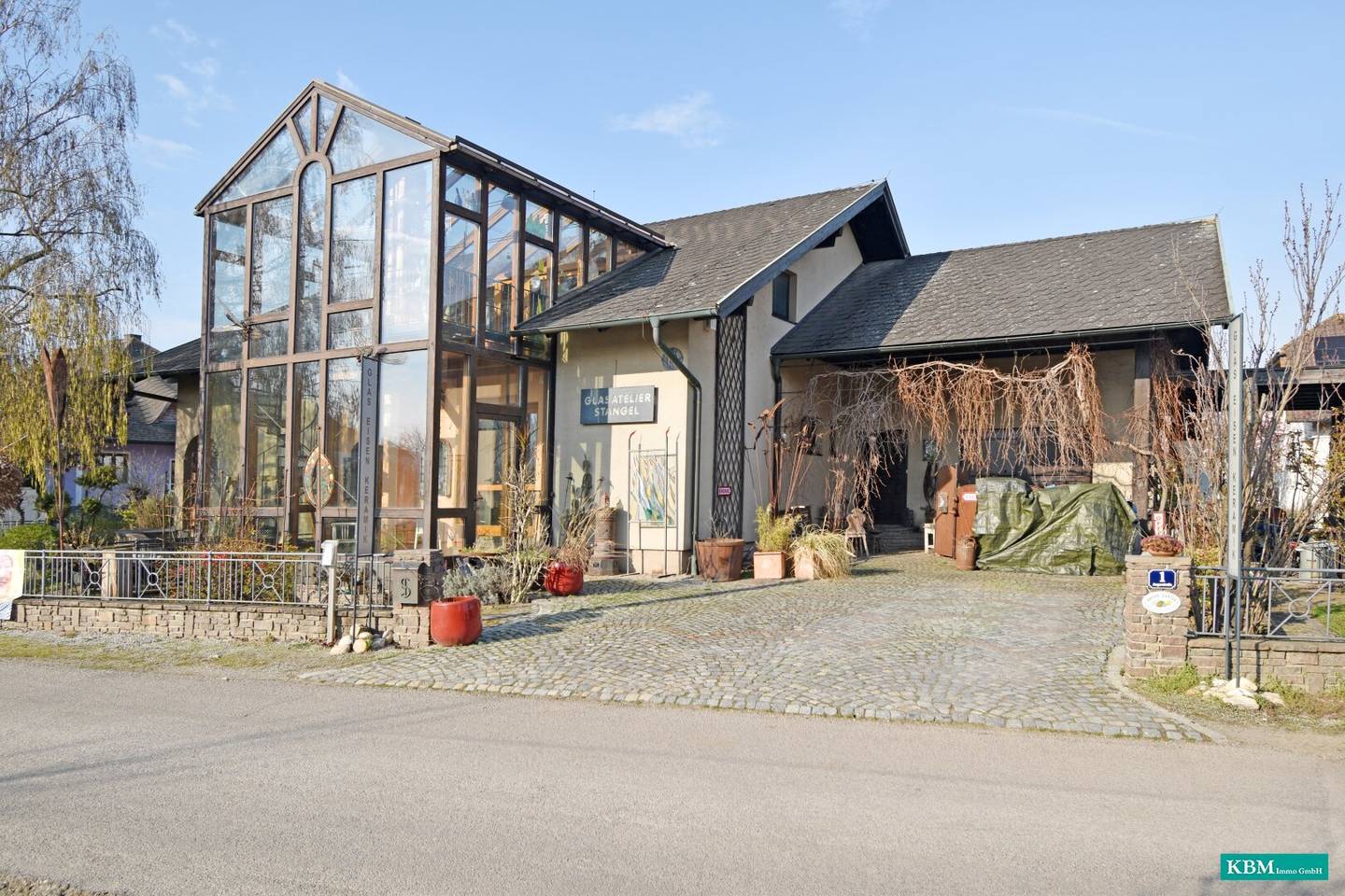 Ruhig gelegener Bungalow mit ausgebautem Dachgeschoss