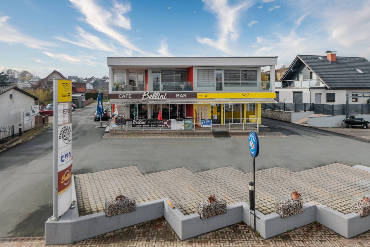 55m² Bürofläche mit Balkon, Kellerabteil + 3 Parkplätzen in Oberpremstätten - perfekt für Ihr Business! Miete: 834,34 € inkl. BK (Netto)