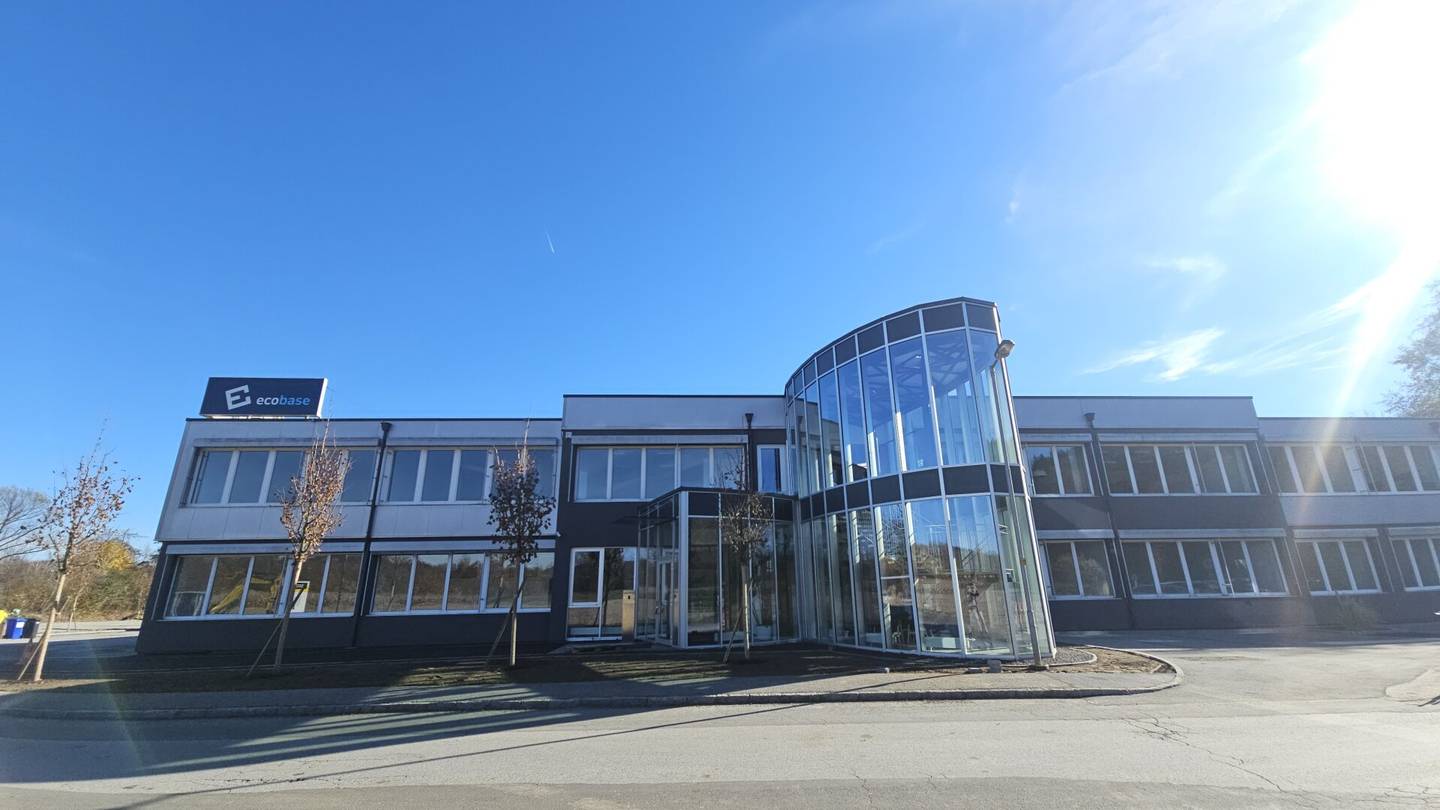 Office space for rent from approximately 50 m² up to about 1,550 m², only 2 minutes by car from the Gleisdorf West motorway exit