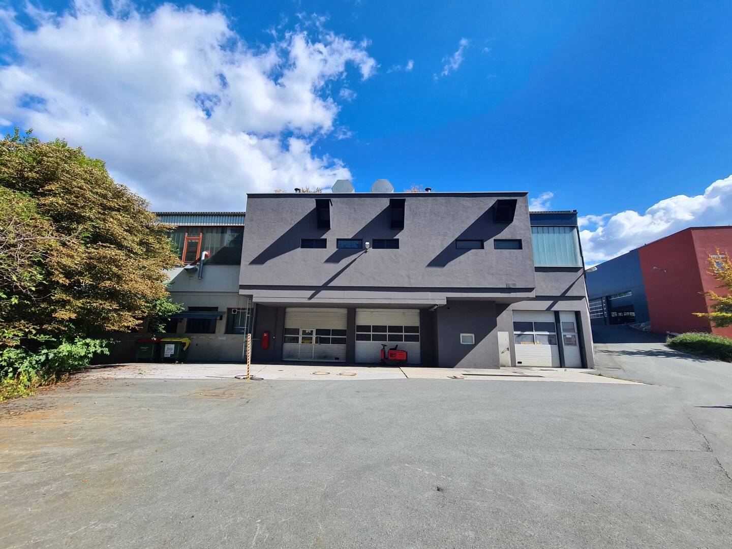 heated 435m² hall in Hönigtal/ Laßnitzhöhe only 10 minutes by car from Graz