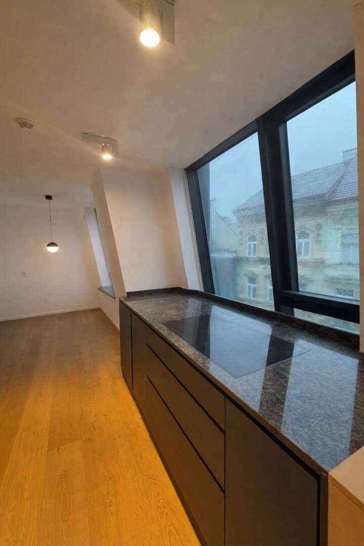 Exklusives Dachgeschoss-Wohnen mit großzügiger Dachterrasse im Herzen des 9. Bezirks