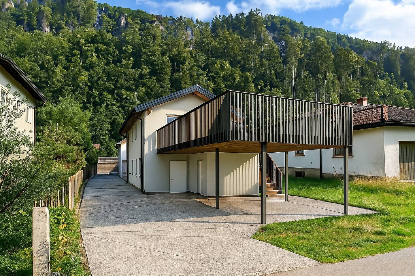 Unique garden apartment with only 2 parties