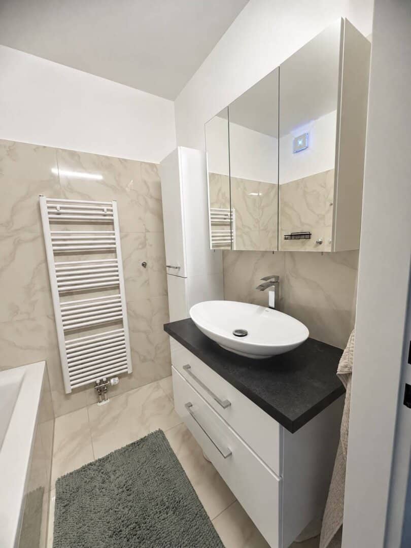 New price: Beautiful 3 room apartment with loggia in Haid at top price - immediately available
