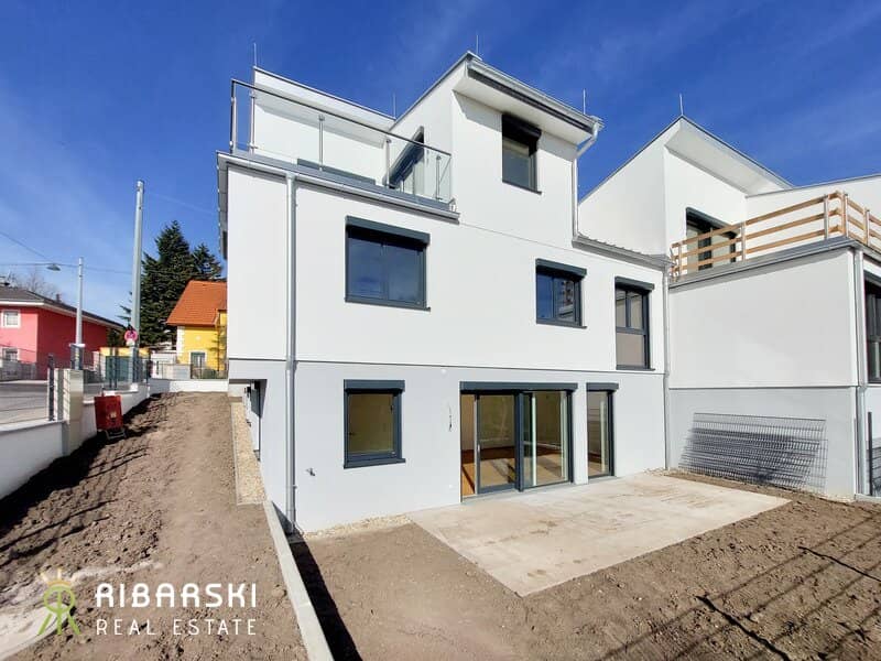 3 Levels | 2 Terraces | 1 Dream House in Award Winning Quality Commission Free