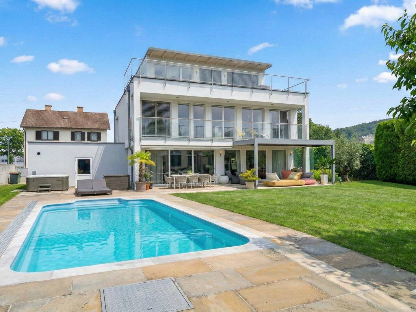 Wellness Residence with Schneebergblick: Modern high-end domicile for family &amp; business in Schwarzatal