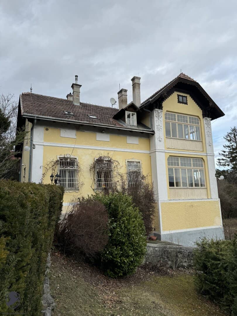 Villa mit Geschichte & Zukunft – Hinterbrühl bei Wien