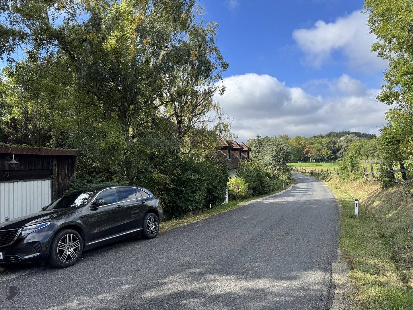 Einfamilienhaus mit großem Keller und traumhaftem Wald-Blick